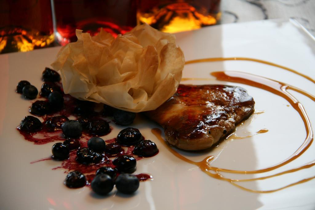 Logis Au Canard Gourmand Samatan Dış mekan fotoğraf